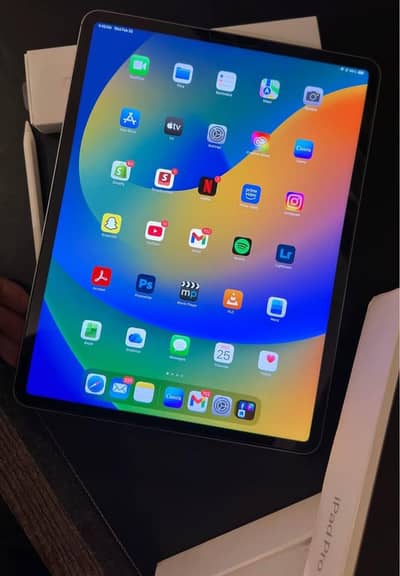 Apple iPad Pro M2 Complete Box