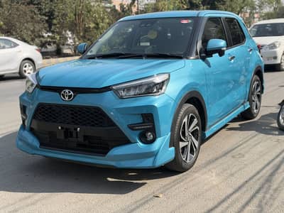 Toyota raiz low milage 4.5 grade  z package