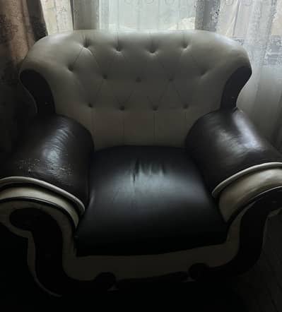 7 seater sofa set in used condition