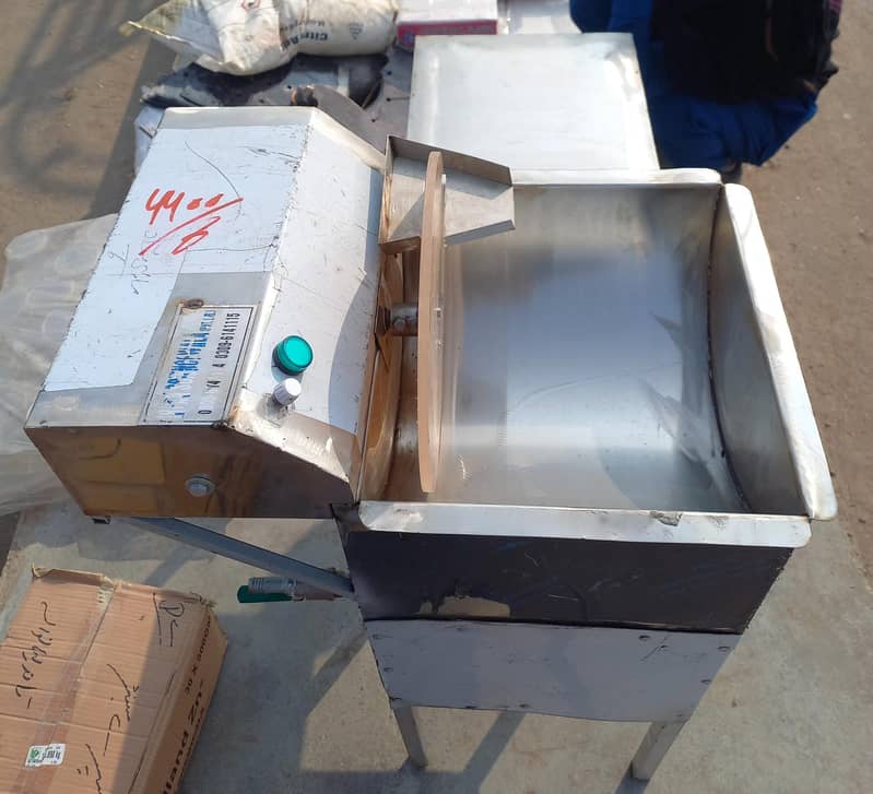 Chocolate making machine 0