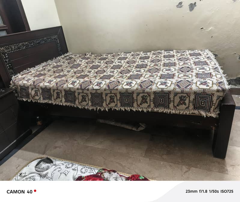single Bed 0