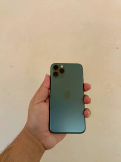 Iphone 11 pro 256 gb 10/8 display massage 100 bettry health interlink