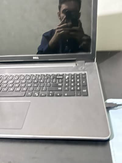 Dell inspiron 5759