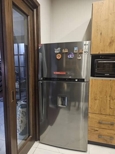 LG 600L Refrigerator