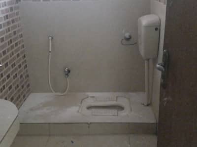 UPPER PORTION AVAILABLE FOR RENT IN UMAR BLOCK