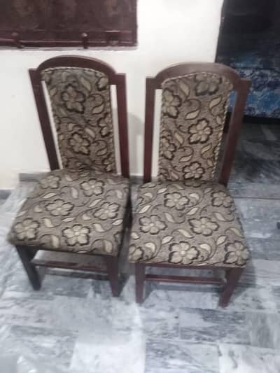 2 Solid Wood Dining Table Chairs