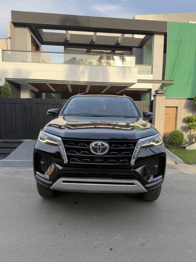 Toyota Fortuner 2.8 Sigma 4