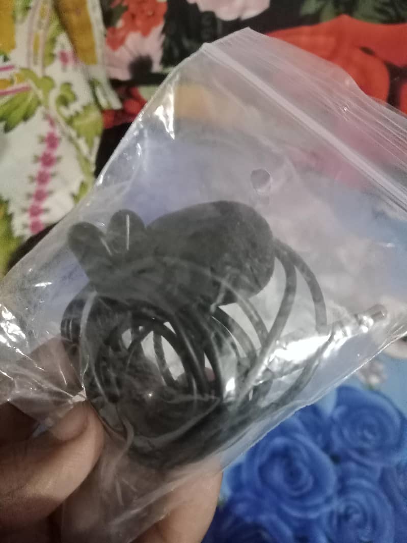 microphone 2