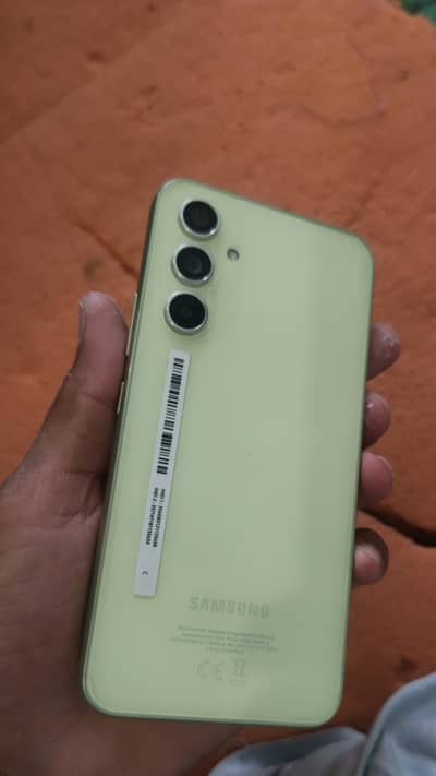 Samsung a54 5g.  8/256gb