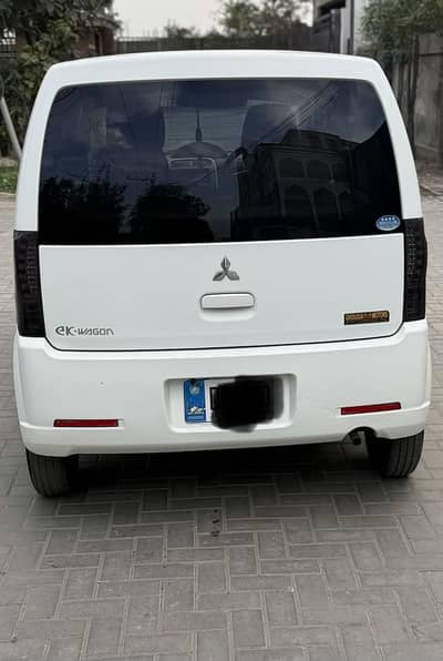 Mitsubishi ek wagon