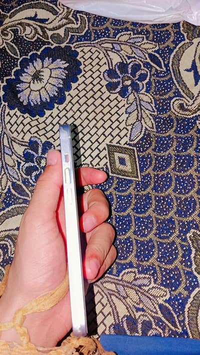 10 by 10 iPhone 14 Jv ESIM active