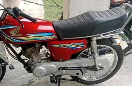 03/05/86/40/581 only WhatsApp on Honda CG 125 for sale