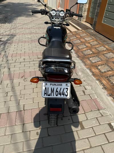 yamaha ybx dx 125cc mint condition only serious buyer contact