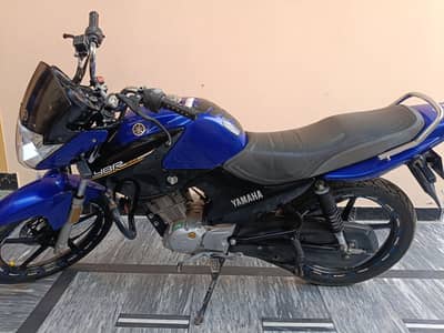 Yamaha ybr 125 purplish