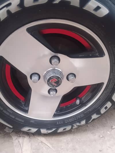 12 number rims bilkul new han AK month use ma