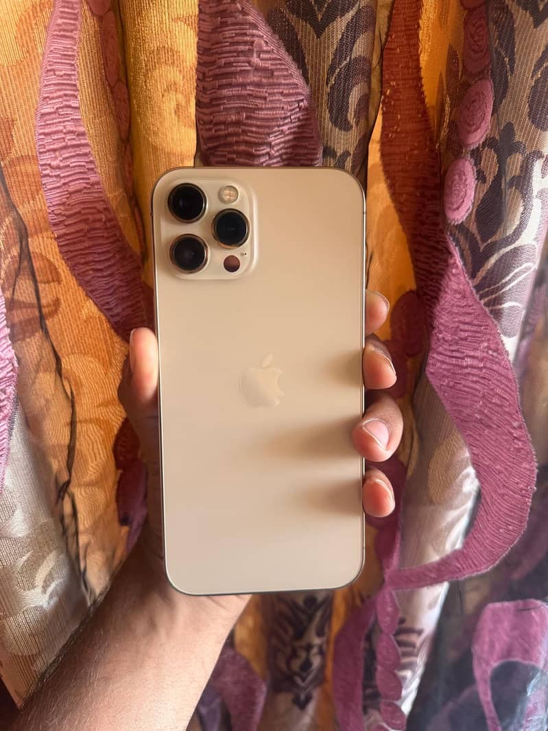 iPhone 12pro max Samsung ke sath exchange 4