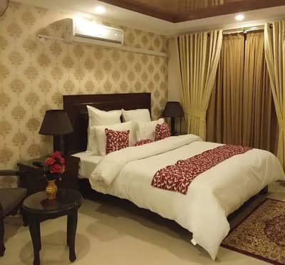 Studio phr day Sort Time available