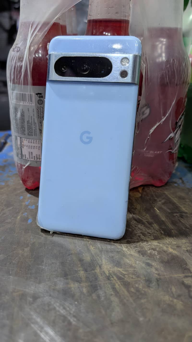 Google pixel 8 pro 0