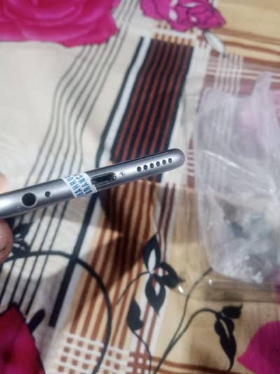 Iphone 6 64 GB Not pta Urgent sale