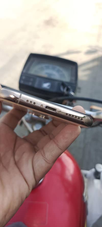 iphone 11 pro PTA approved 03036868509