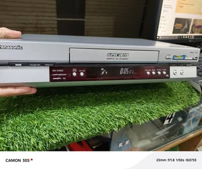 Panasonic NV-HV60 Versatile 6 Head, HIFI Stereo Super drive VHS, VCR