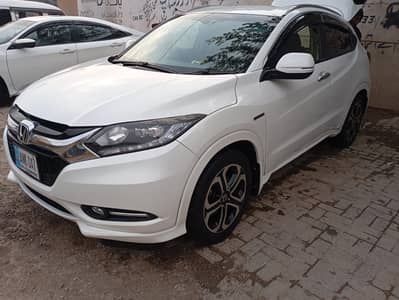 Honda Vezel-Z 2015 Hybrid, Full Options