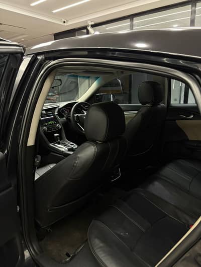 Honda Civic ug 2016 Model