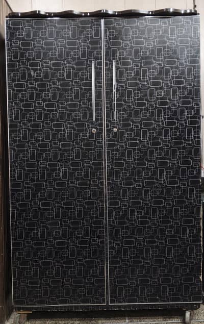 Black colour almari
