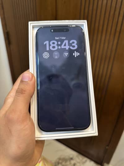 iPhone 17 pro Factory unlock