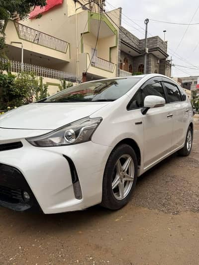 Unrgent prius alpha SL selection for sale