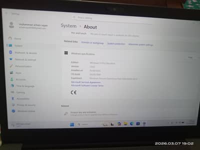 windows 11 pro education , version 25H2