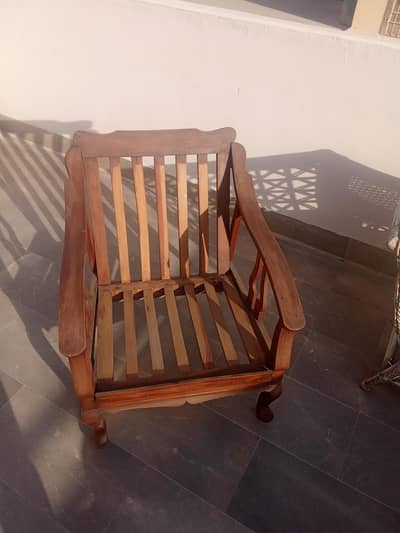 5 seater wood sofa with cusions