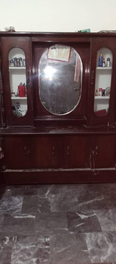 dressing table
