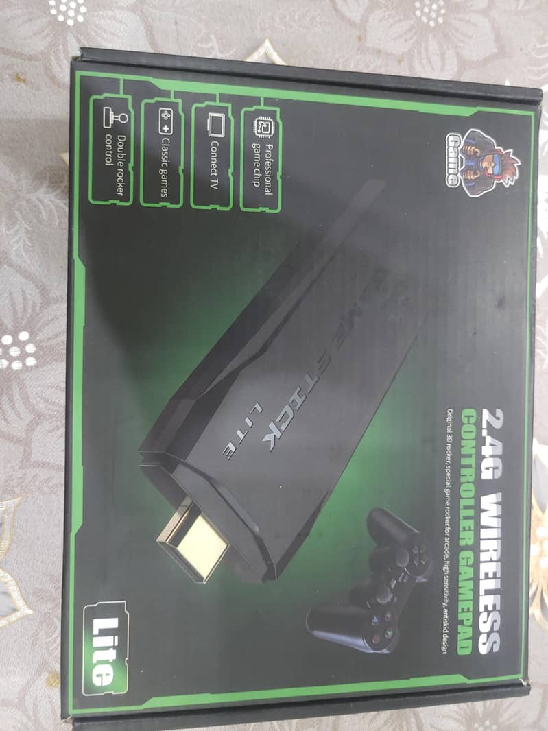 2.4G WIRELESS CONTROLLER  GAMEPAD 0