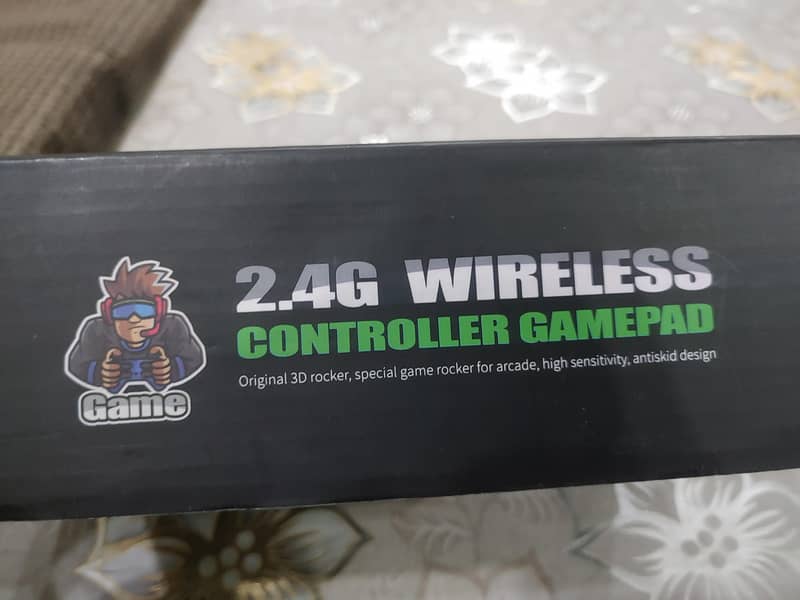 2.4G WIRELESS CONTROLLER  GAMEPAD 1