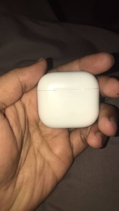 Apple airpods 4 active noise cancellation