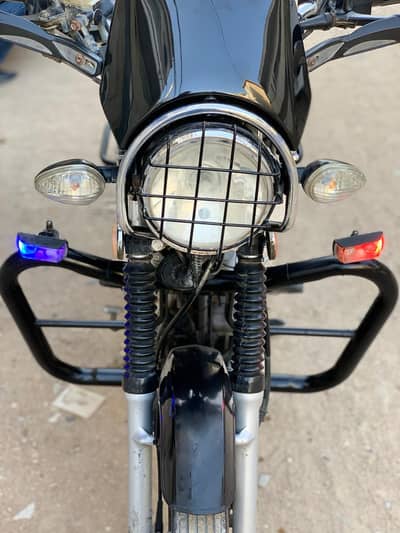 Suzuki GS SE 2018 December 0/3/1/7/0/0/2/4/62/9