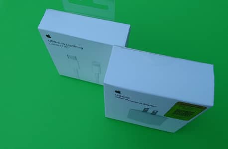 CHARGER | Apple\Google\SAMSUNG | RAPID | UAE PURCHASED | EXCELLENT!