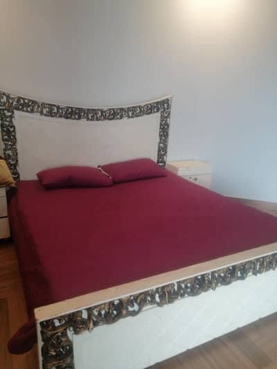 bed with mattress side tables