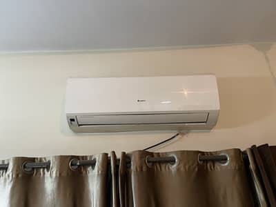 Gree Inverter in mint condition