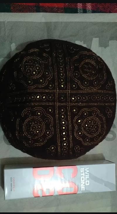 sindi topi with wild stone perfume new