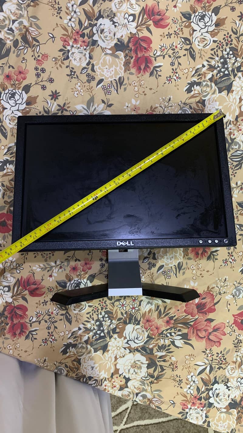 Dell LCD/LED Monitors 20 Inch & 19 Inch Excellent Condition - Computer ...