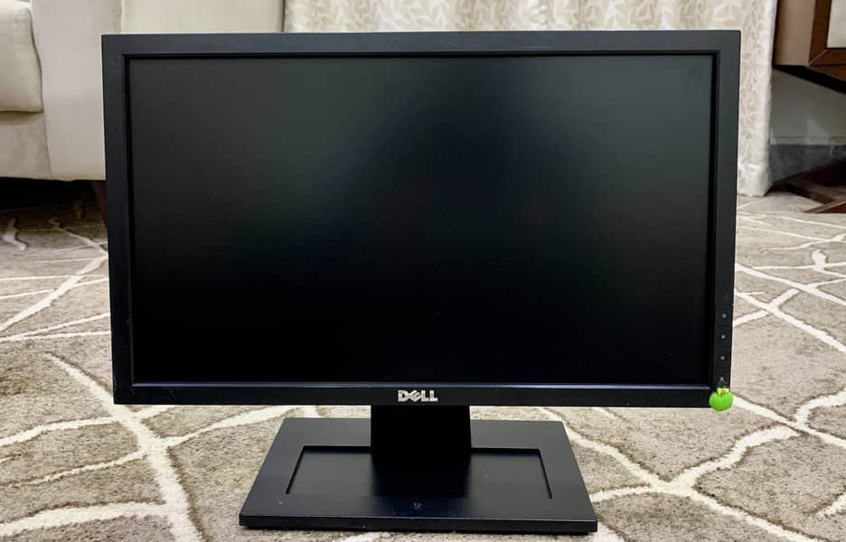 Dell LCD/LED Monitors 20 Inch & 19 Inch Excellent Condition - Computer ...