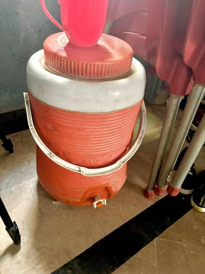 water cooler , cooler