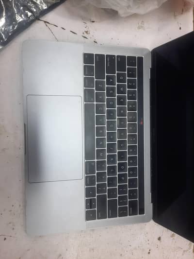 Macbook pro similar to 2018