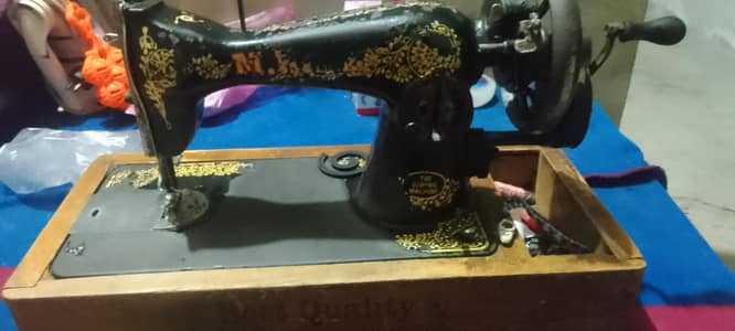 sewing machine fore sale hai all ok hai