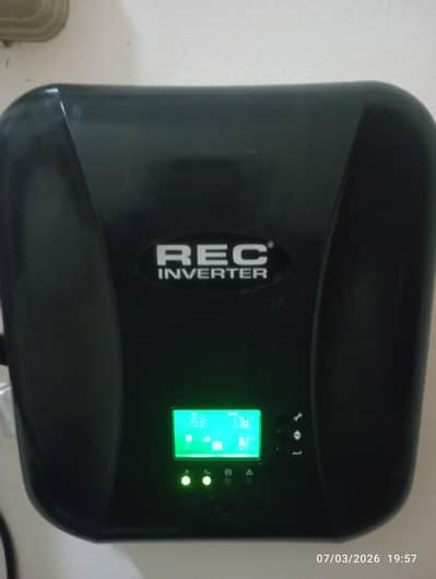 REC Orignial UPS, 1000 watts, 1KW, just like new