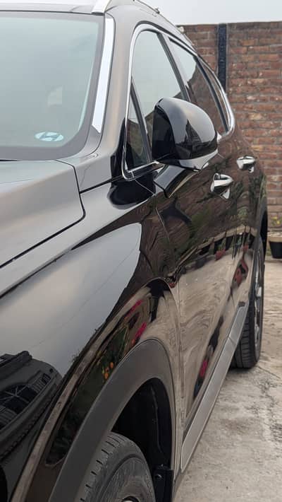 Hyundai santaFeh signature