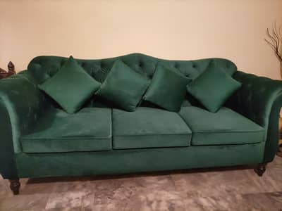 Brand new high quality custom made 6 seater velvet sofa set.