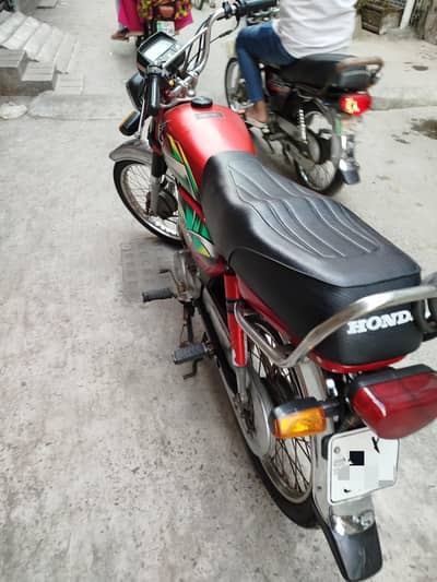 Honda Cd70 2022 Ka model ha 1st owner complete papers biomatri on spot
